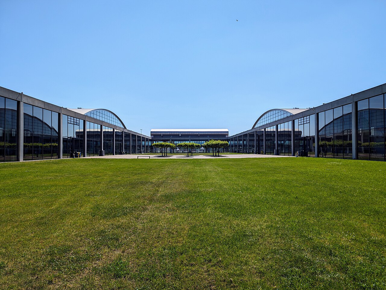 Karlsruhe Messe Innenhof – TIERisch gut – Messe Karlsruhe