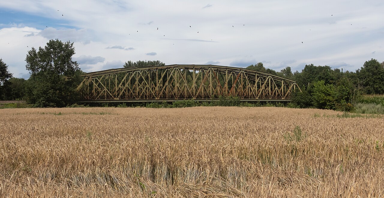 near Rheine-Rodde, railway bridge across the Dortmund-Emscanal – Teckelklub Gruppe Rheine e.V.