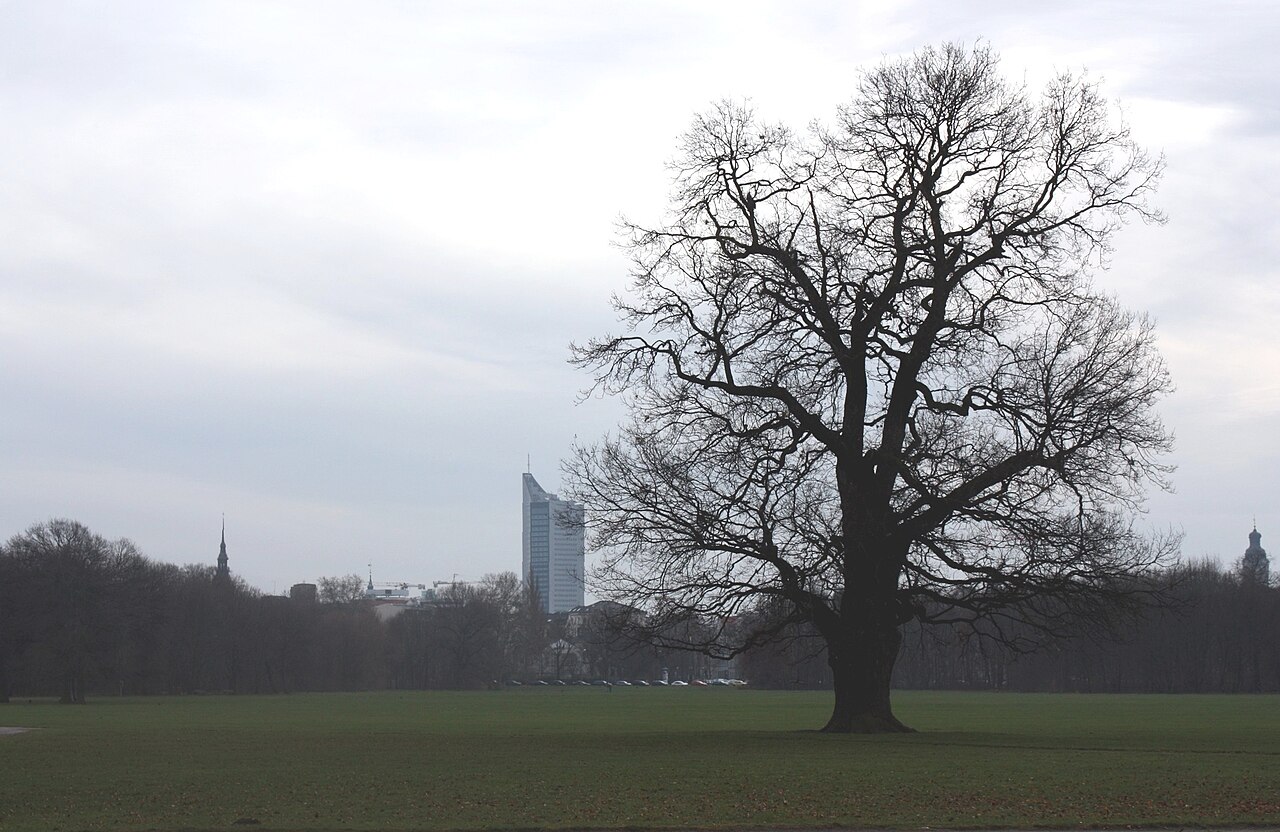 Leipzig, Rosental park, view to the City-Hochhaus – Vorderes Rosental, Leipzig