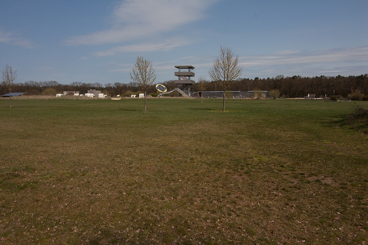 This   file was uploaded  with Commonist.
Olfen Bodendenkmal B07 Graeberfeld Naturfreibad – Olfen am Alten Postweg, Dortmund
