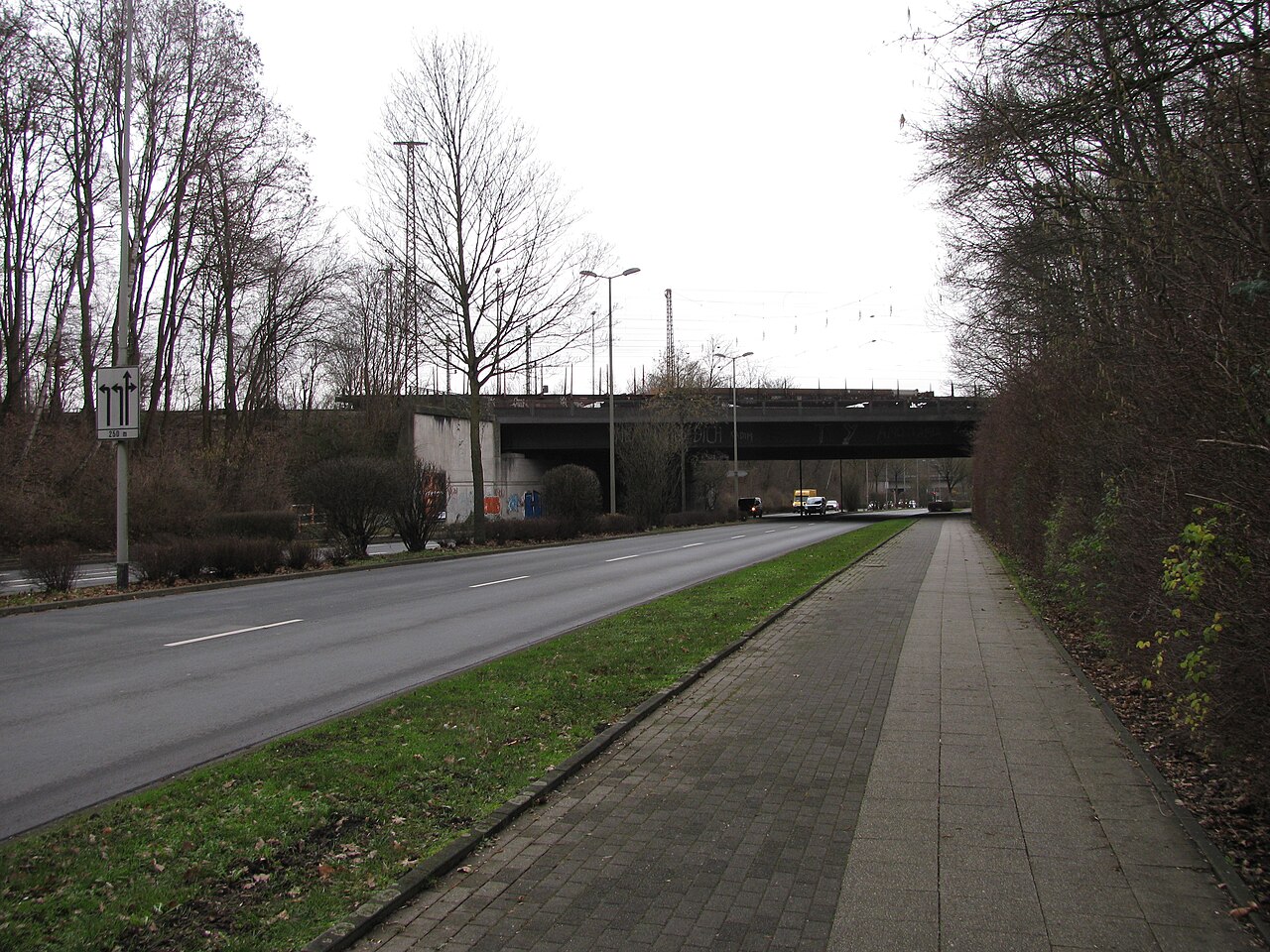 Blick von der Kurhausstraße in Herne in die Wakefieldstraße nach Norden – SV OG Wanne-Eickel-Süd