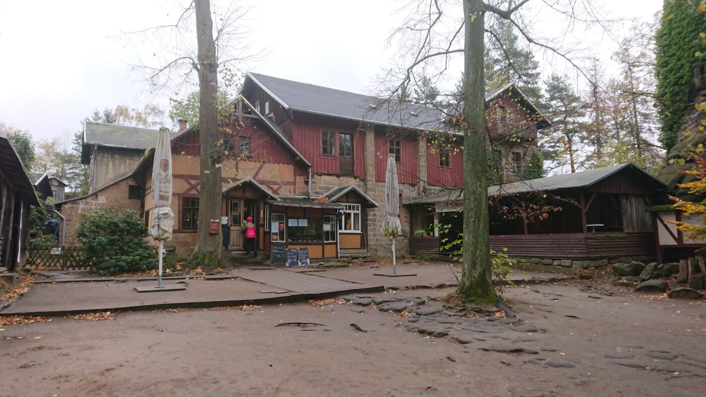 Berggaststätte "Pfaffenstein" – Hundeort für Hunde
