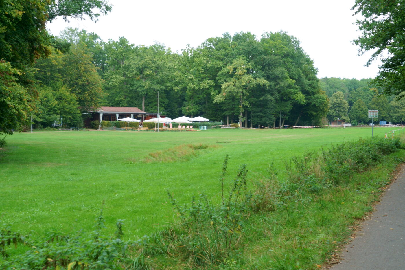 Hundesportplatz – Hundeort für Hunde