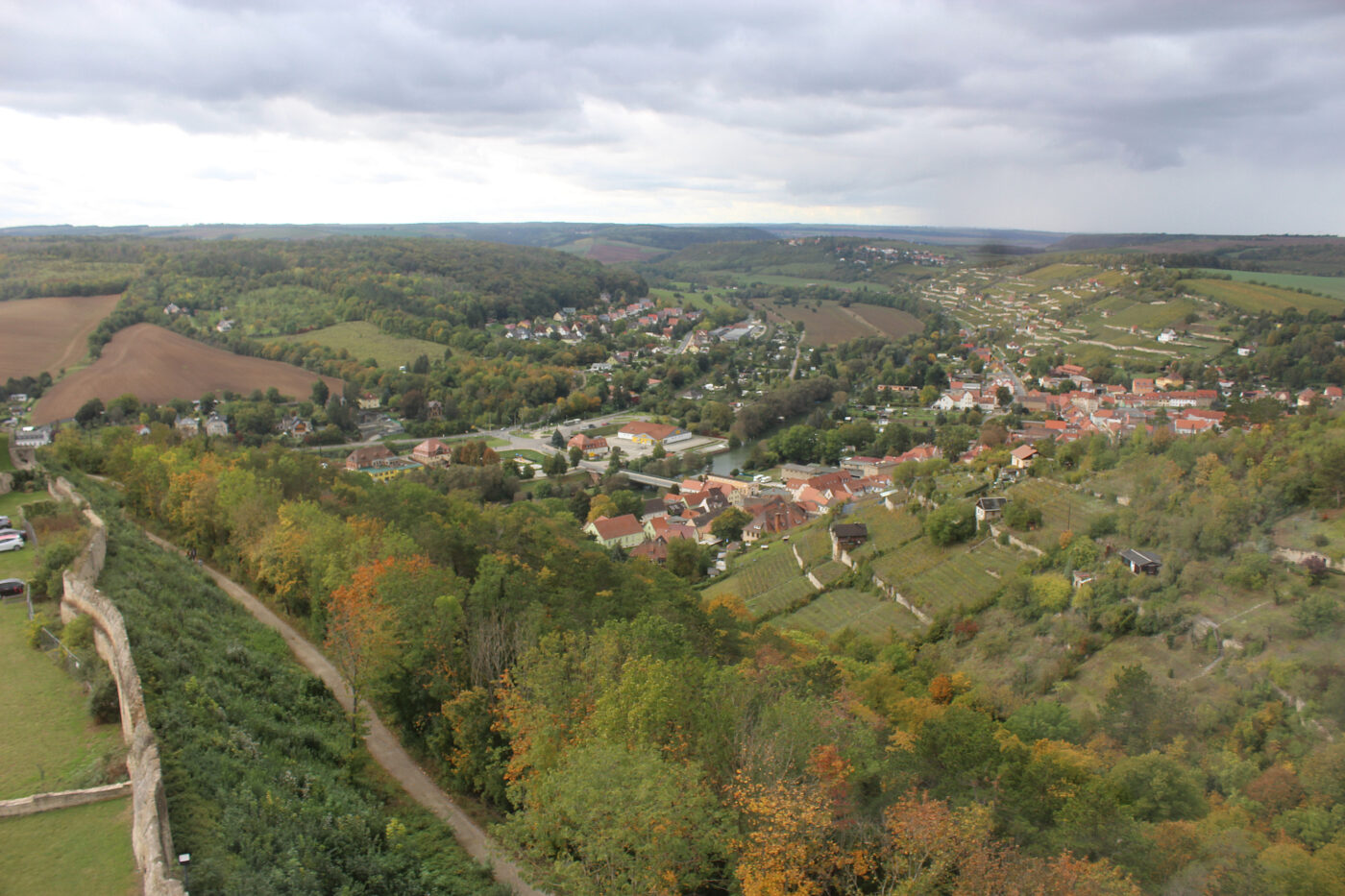 Blick auf Freyburg (Unstrut) – hundefreundliche Region rund um Hundeplatz OG Verein für Deutsche Schäferhunde (SV) e.V.