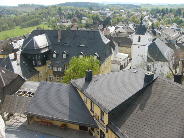 Blick auf Lichtenberg – hundefreundliche Region rund um Höllental Camping