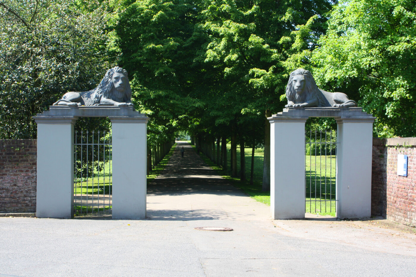 Schlosspark in Köln – Hundeort für Hunde